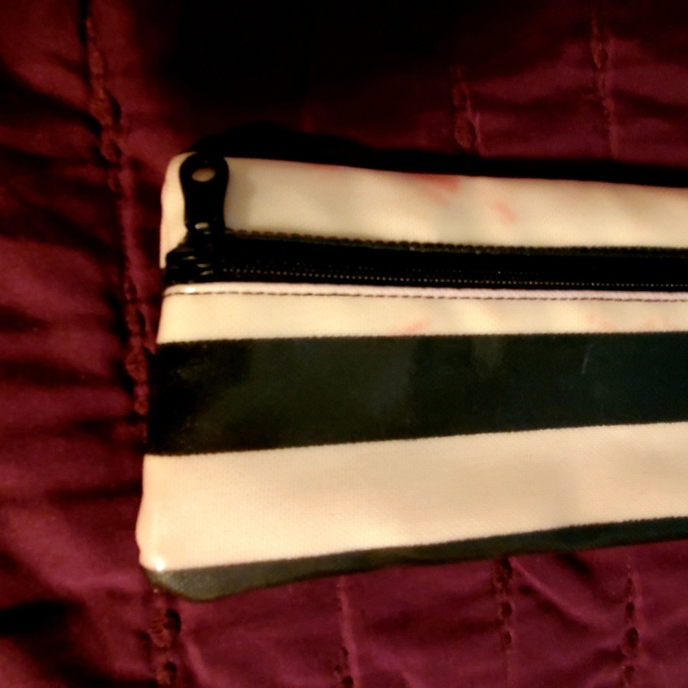 Jewelry Pouch - Picture 5 of 5